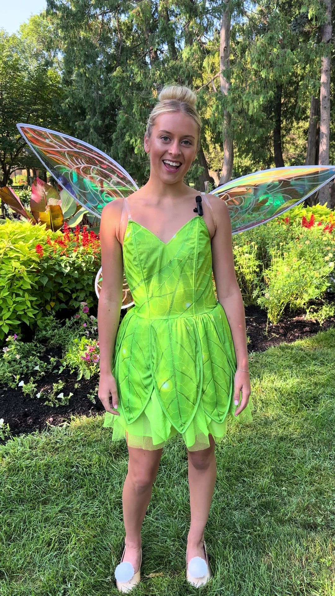 Transform into the iconic pixie with this exclusive Women's Disney Tinker Bell Costume! With its vibrant green dress and delicate wings, you'll be ready to sprinkle some fairy dust wherever you go.